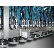 Linear vacuum filler