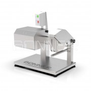 Disk saw for poultry meat