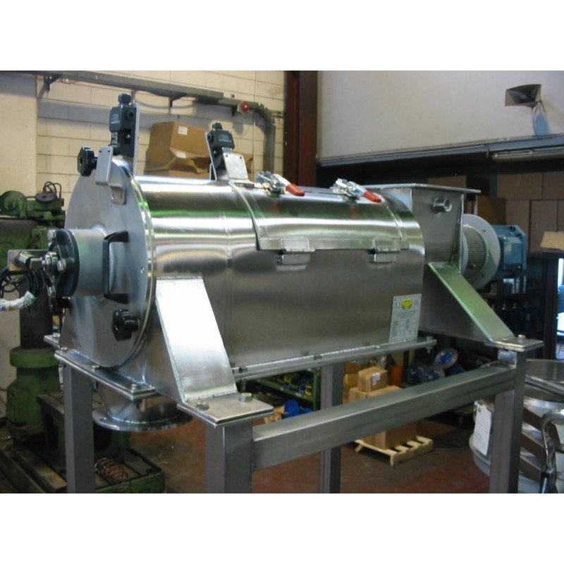 Rotary separator