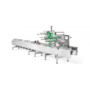 Horizontal packaging machine